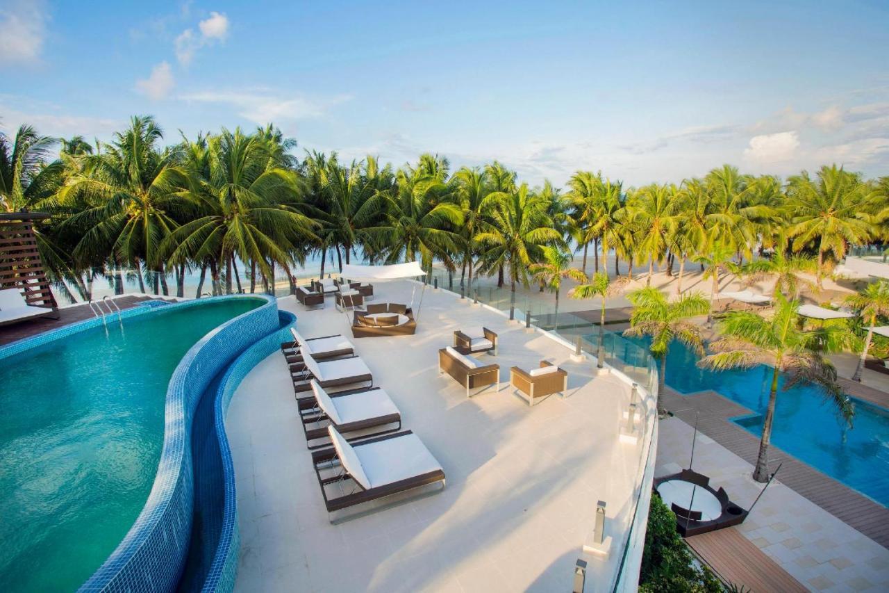 Aqua Boracay Ξενοδοχείο Balabag  Εξωτερικό φωτογραφία The pool at the hotel